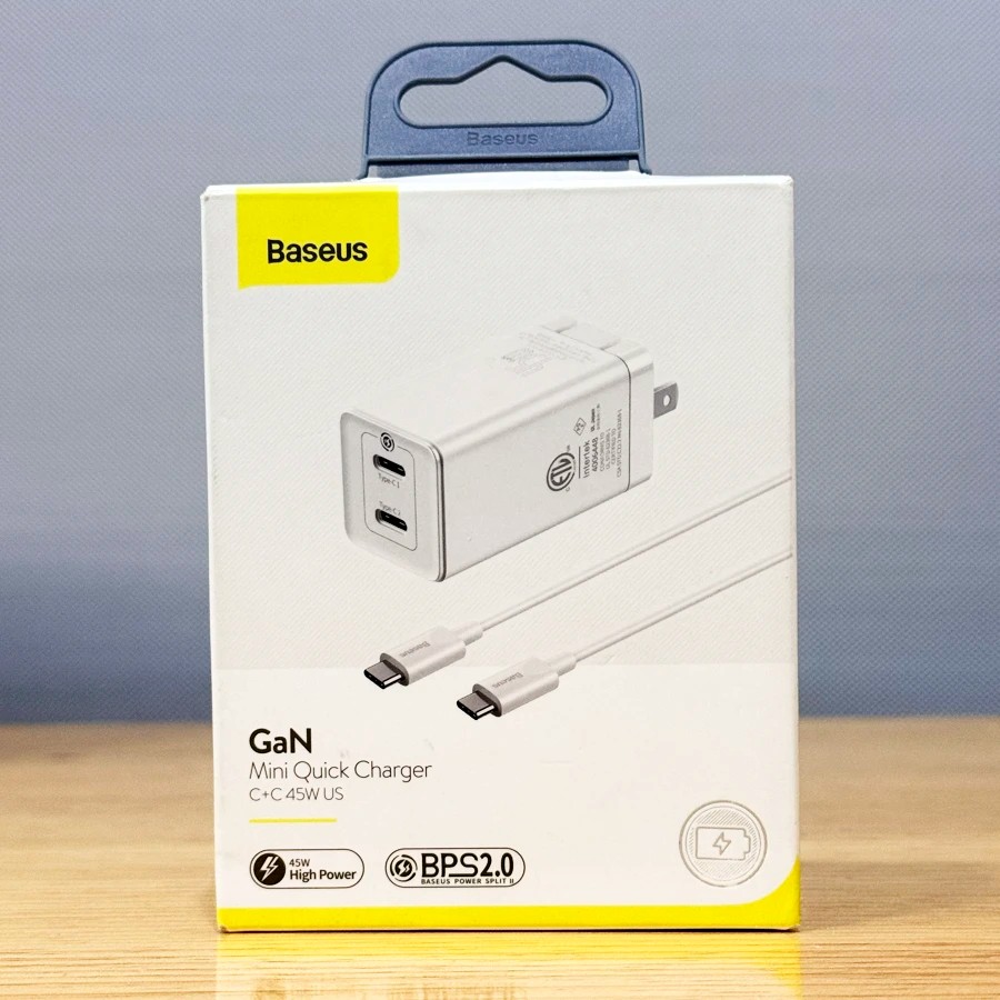Cargador Baseus de 45w GaN Combo Color Blanco
